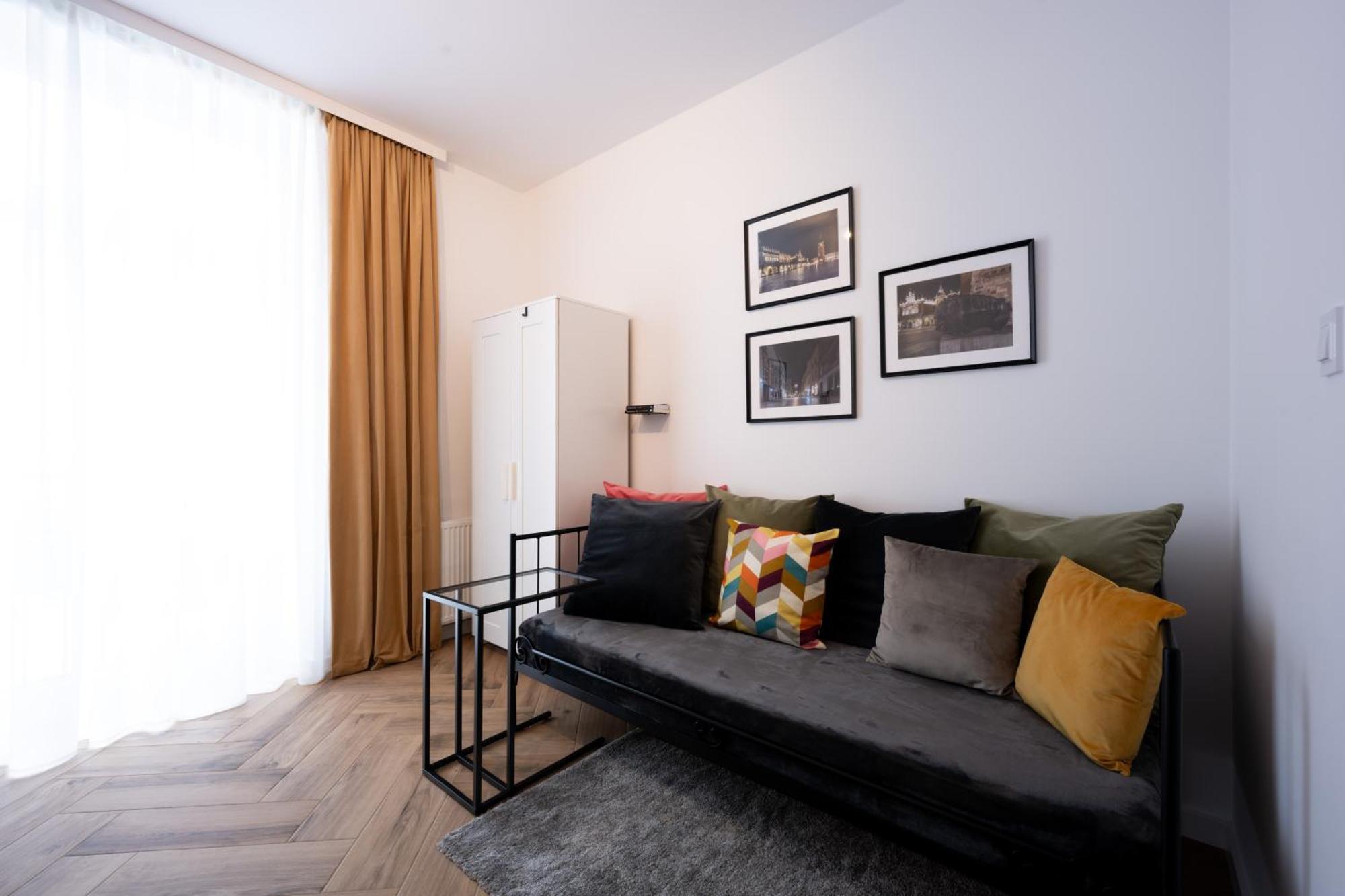 Native Apartments Pulaskiego 6 Krakau Buitenkant foto